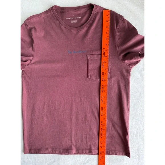 Everlane Uniform Pocket T Shirt Tee Medium Short Sleeves Organic Cotton Burgundy - Picture 9 of 9
